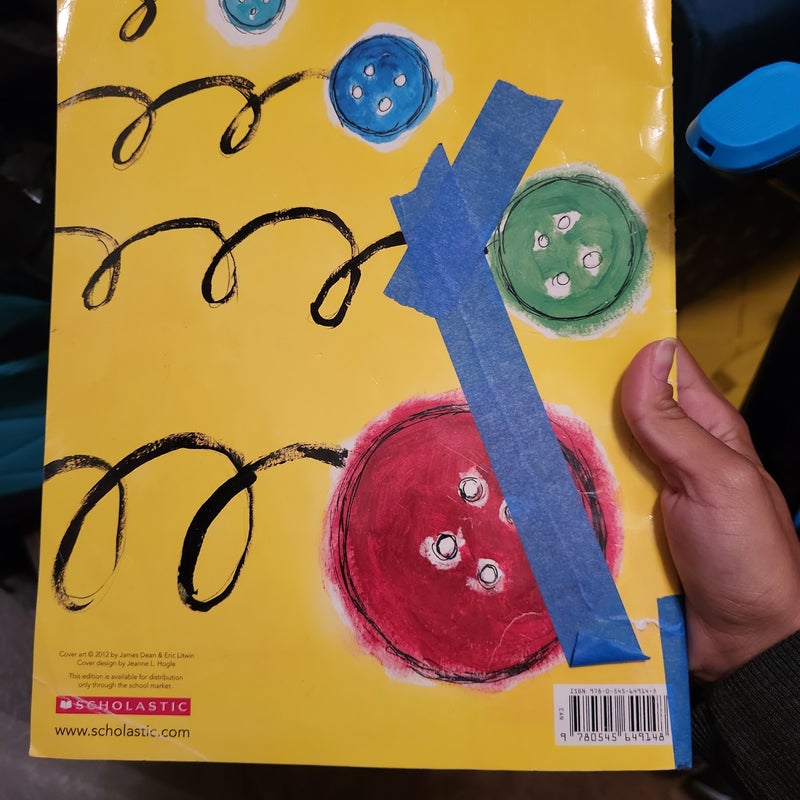 Pete the Cat & his four groovy buttons