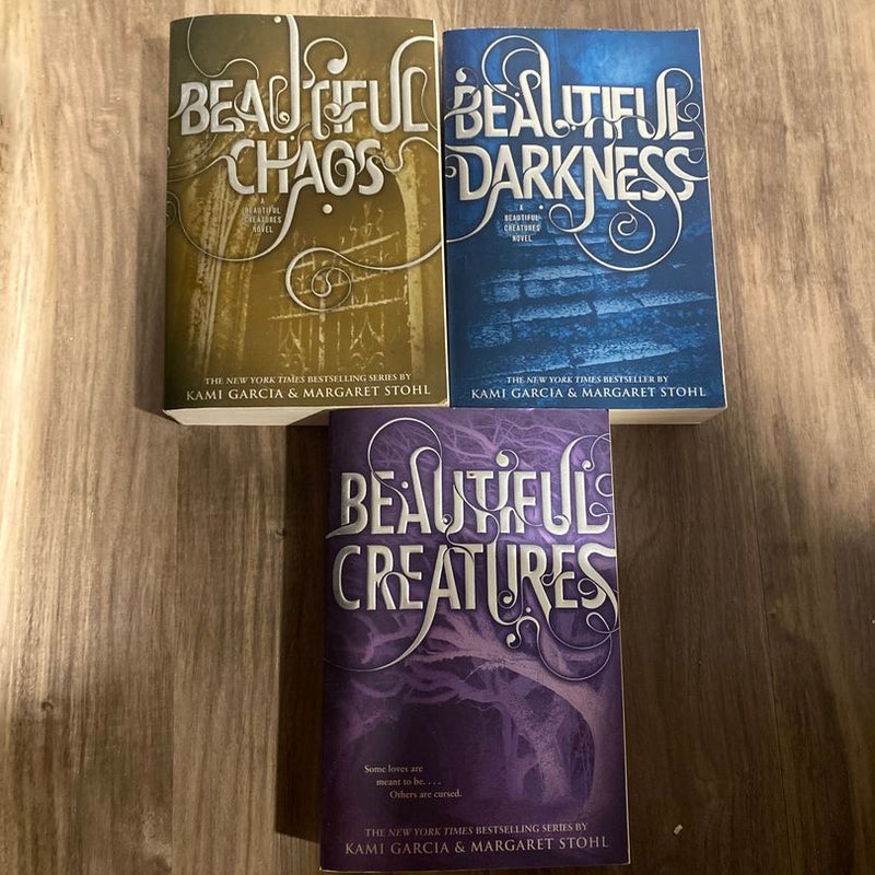 Beautiful Creatures books 1-3 (includes Dream Dark short story)