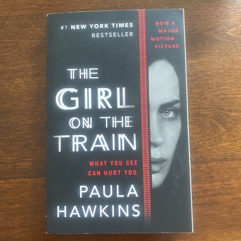 The Girl on the Train (Movie Tie-In)