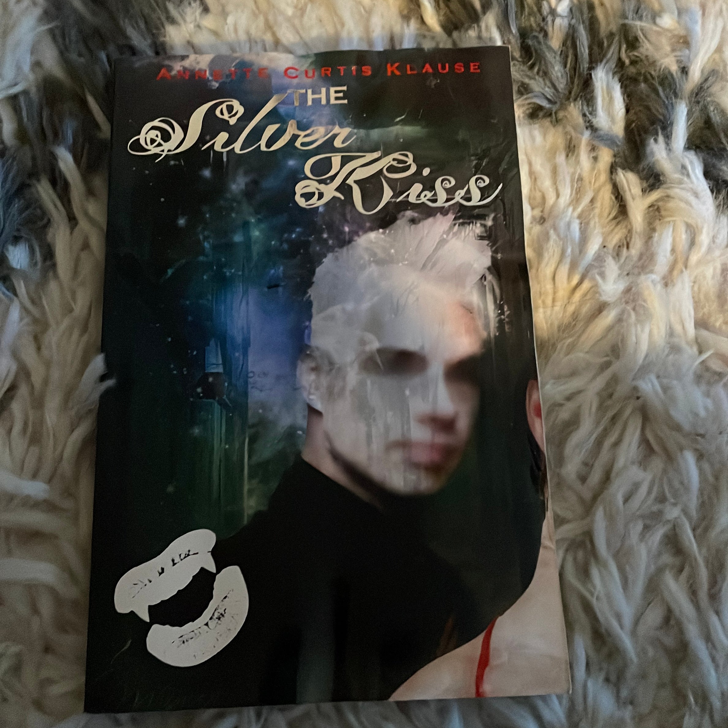 The Silver Kiss