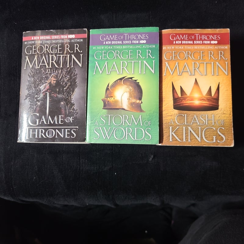 A Game of Thrones (HBO Tie-In Edition) books 1-3