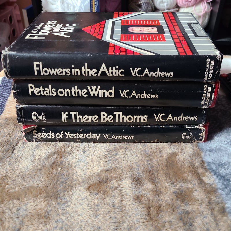 Flowers in the Attic (Dollanganger series 1-4)