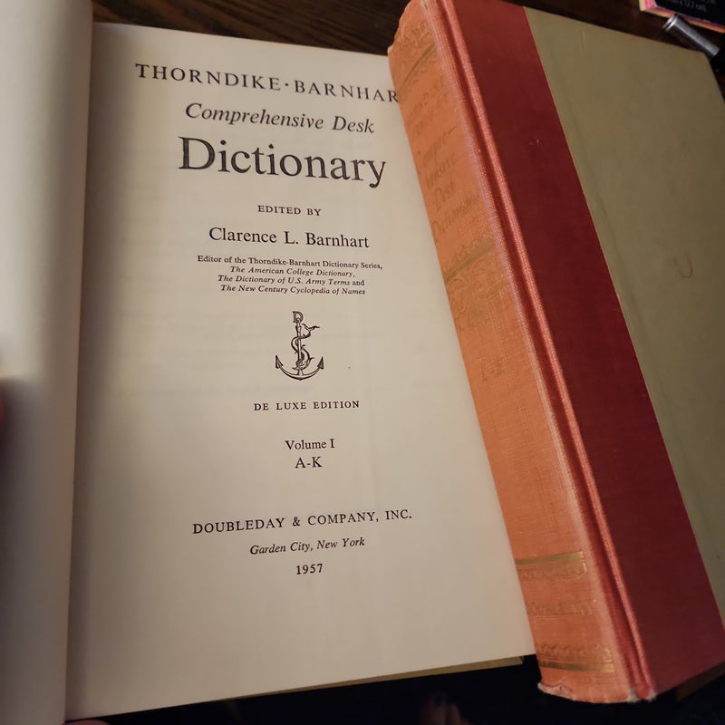 Thorndike-Barnhart Comprehensive Desk Dictionary 