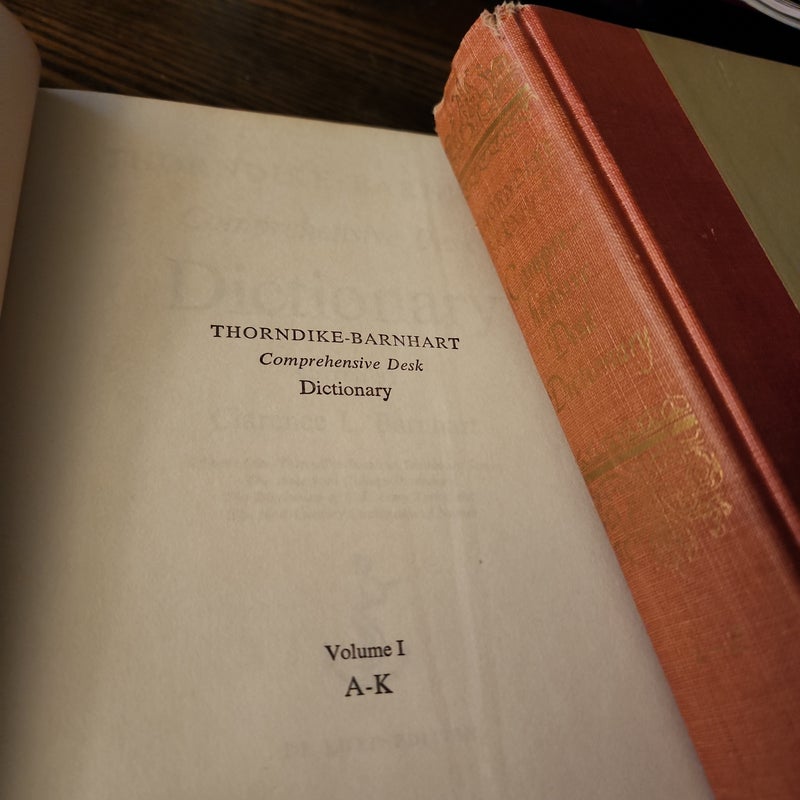 Thorndike-Barnhart Comprehensive Desk Dictionary 