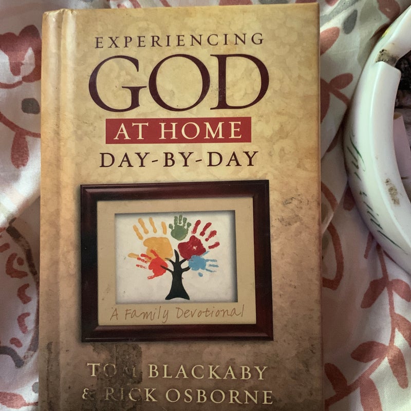 Experiencing God at Home Day by Day