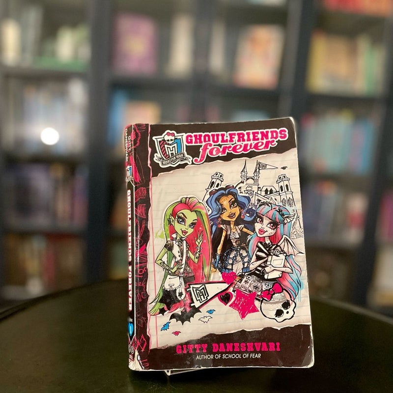 Monster High: Ghoulfriends the Ghoul-It-Yourself Book