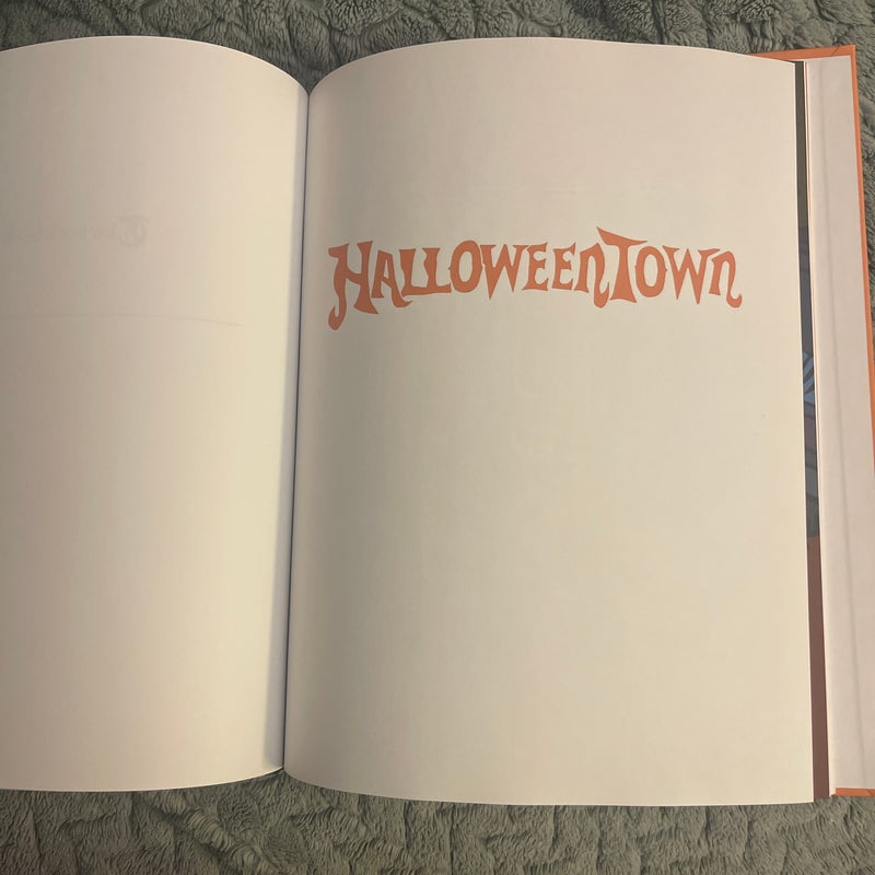 Halloweentown storybook replica/prop by Disney, Hardcover Pangobooks