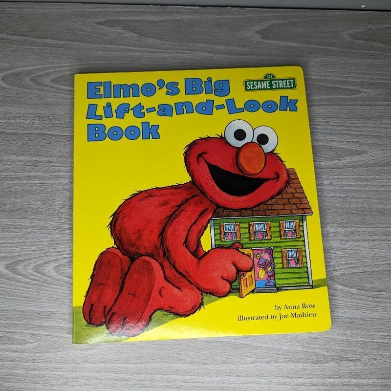 Elmo's Big Lift-And-Look Book (Sesame Street)