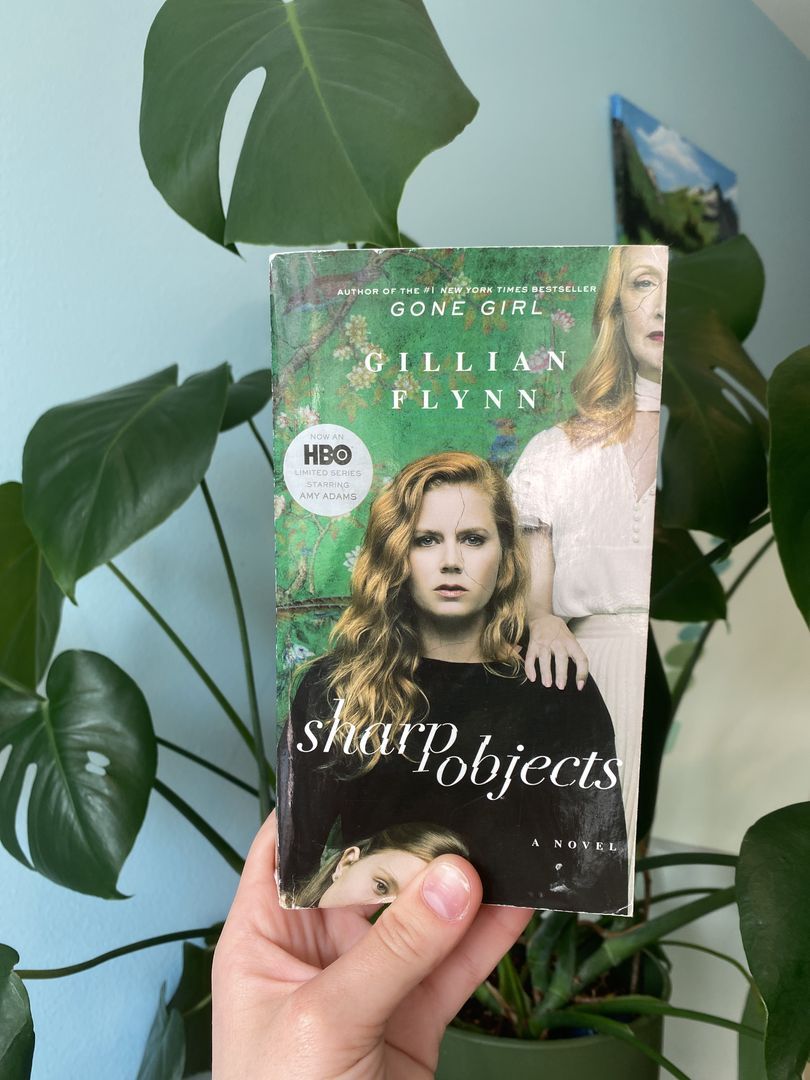 Sharp Objects (Movie Tie-In)