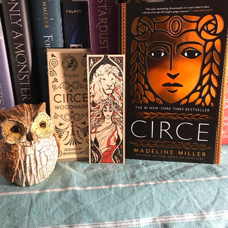Circe w/Fairyloot Exclusive Wooden Bookmark