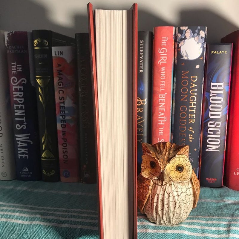 The Invisible Life of Addie Larue (Barnes & Noble Exclusive Red Edition)
