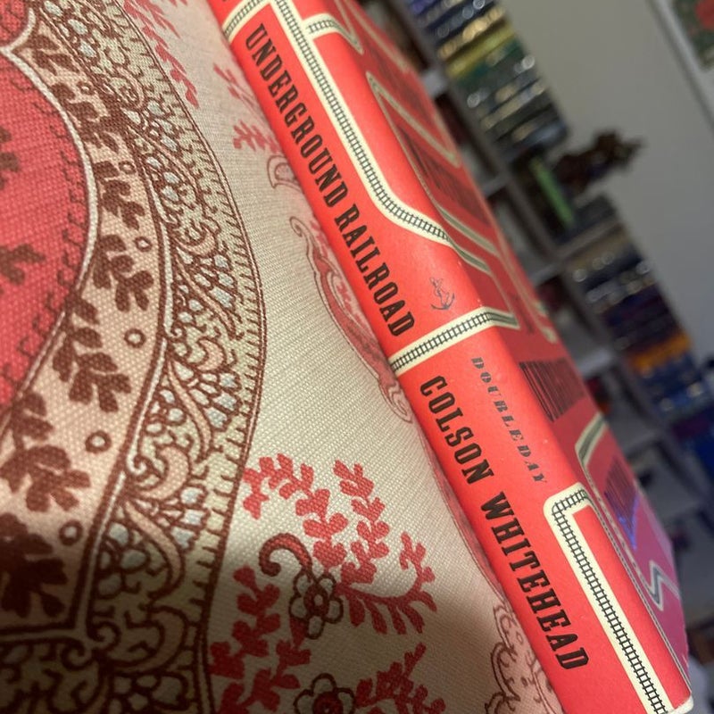 The Underground Railroad (Pulitzer Prize Winner) (National Book Award Winner) (Oprah's Book Club)