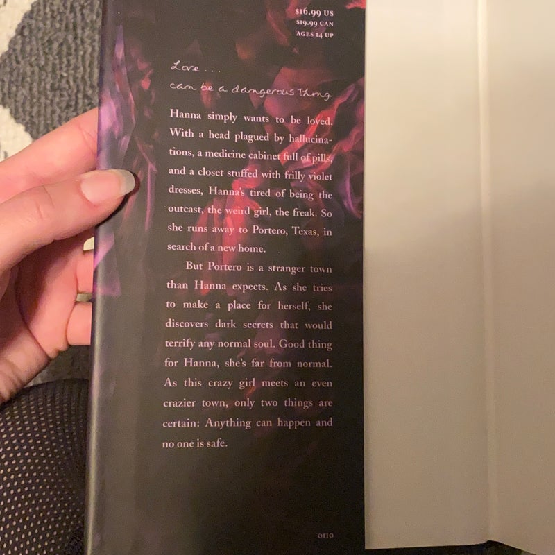 Bleeding Violet by Dia Reeves, Hardcover | Pangobooks