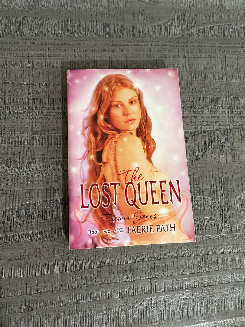 The Faerie Path #2: the Lost Queen