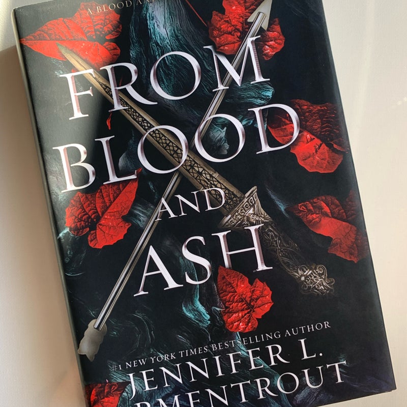 Blood and Ash Series (From blood and ash, A kingdom of flesh and fire, The crown of gilded bones