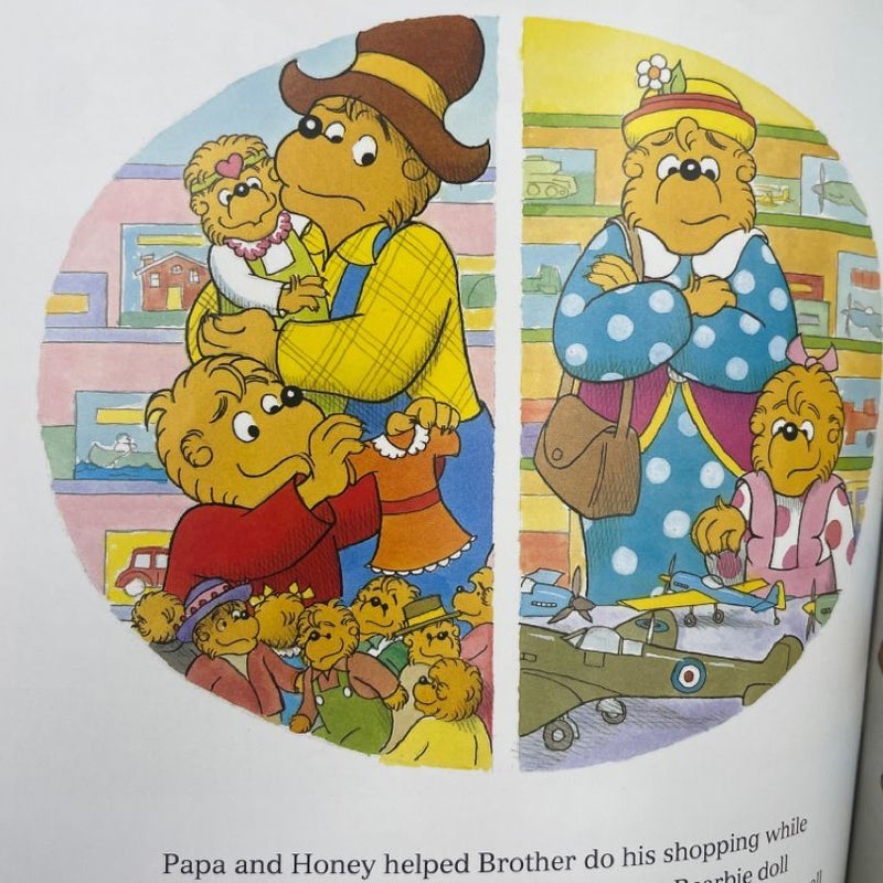 The Berenstain Bears and the joy of giving paperback book