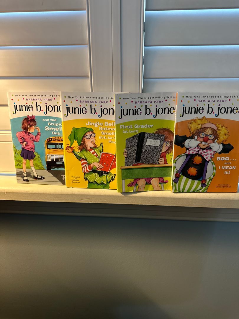 Junie B. Jones #24: BOO... and I MEAN It!