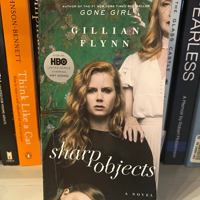 Sharp Objects (Movie Tie-In)