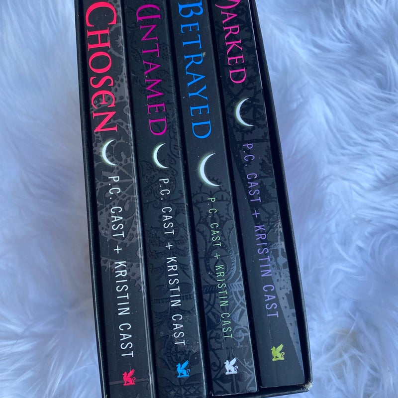 House of Night TP Boxed Set (books 1-4)