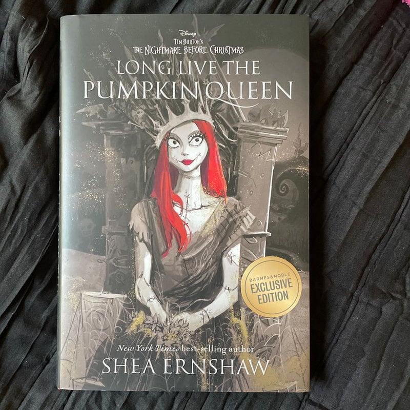 Long Live the Pumpkin Queen (Barnes and Movle exclusive edition)