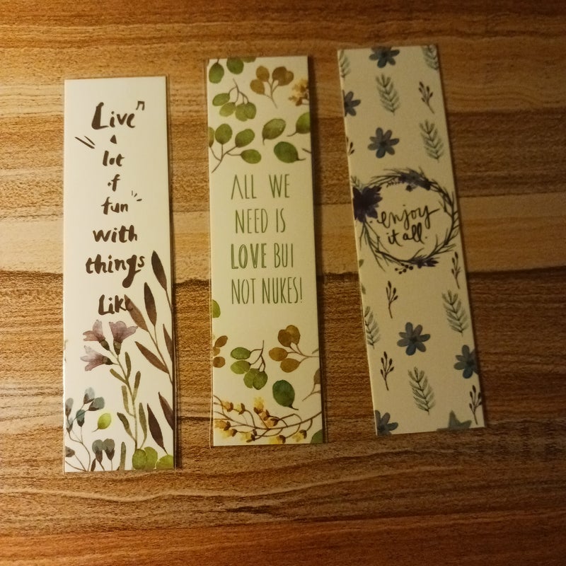 Laminated Floral Prints Bookmarks -Lot of 3