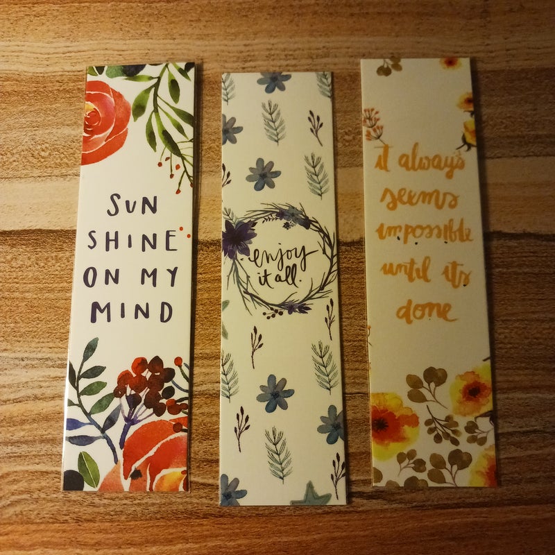 Laminated Floral Print Bookmarks-Lot of 3