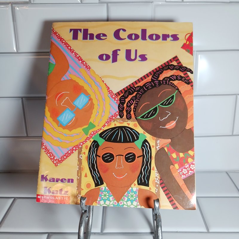 The Colors Of Us by Karen Katz, Paperback Pangobooks