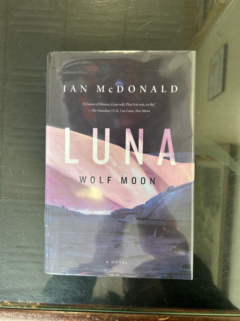 Luna: Wolf Moon