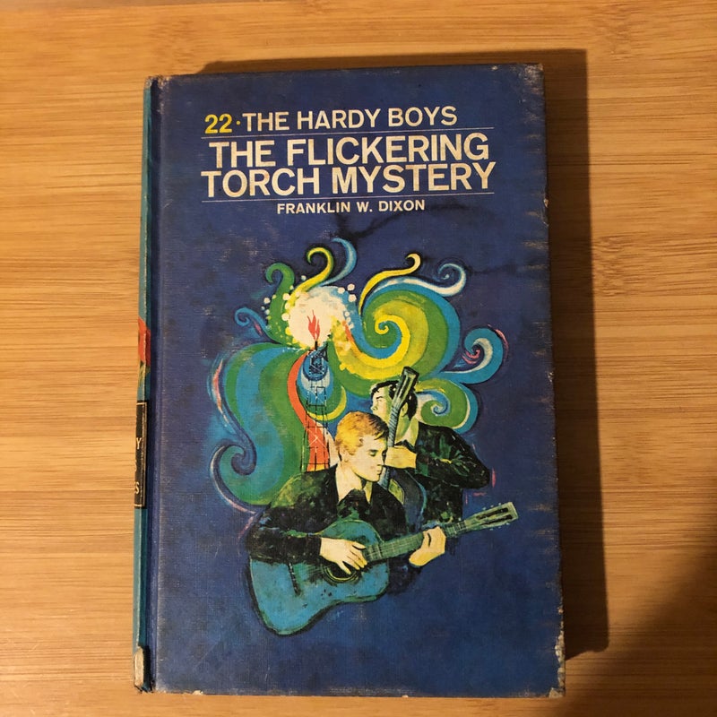 Hardy Boys 22: the Flickering Torch Mystery