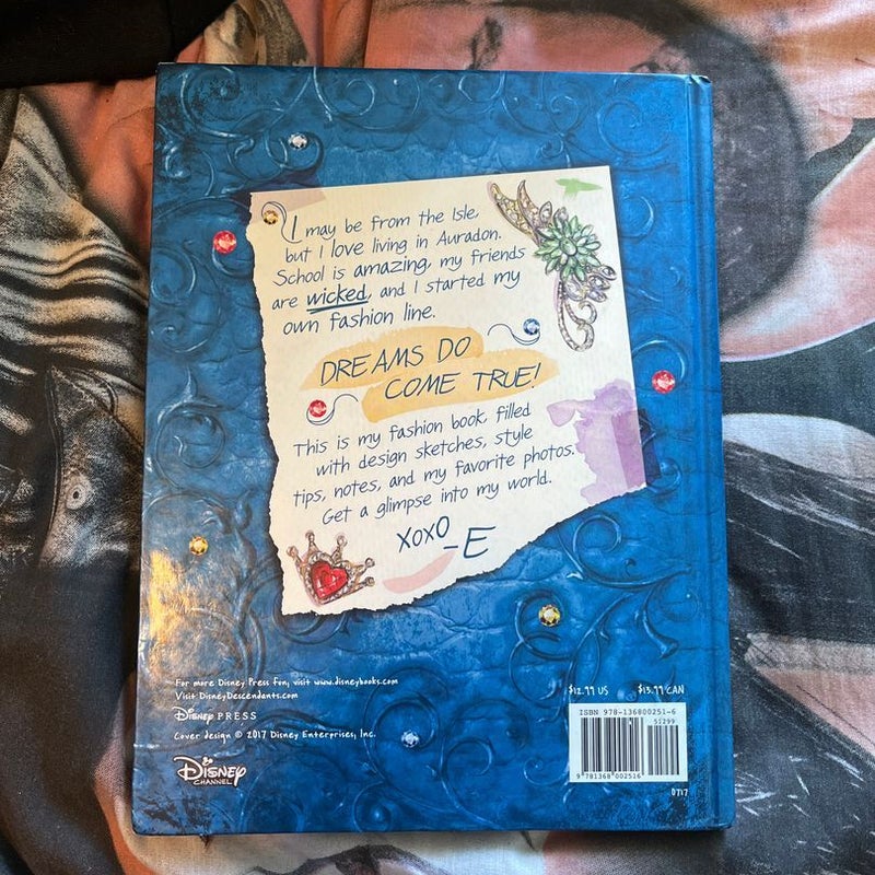 Descendants 2 Evie's Fashion Book by Disney Book Group