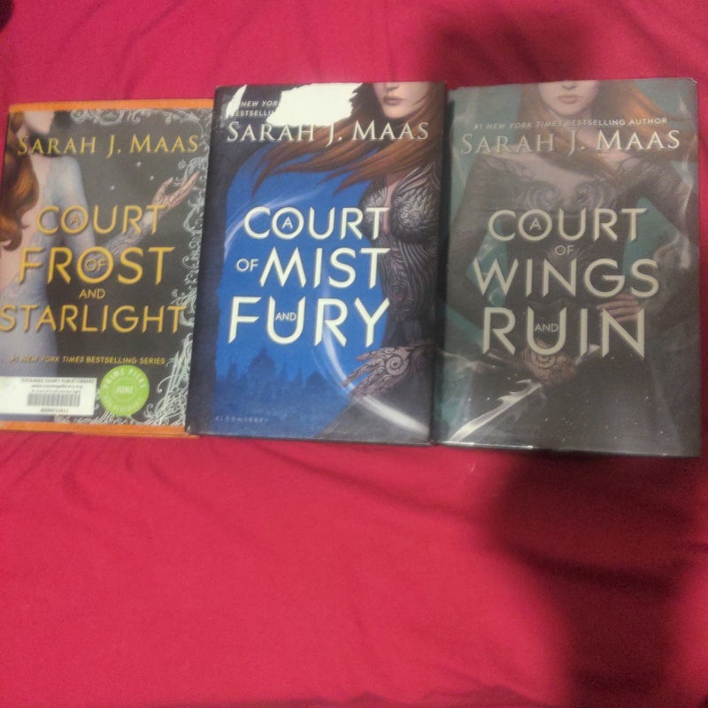 A court of thorns and roses series books