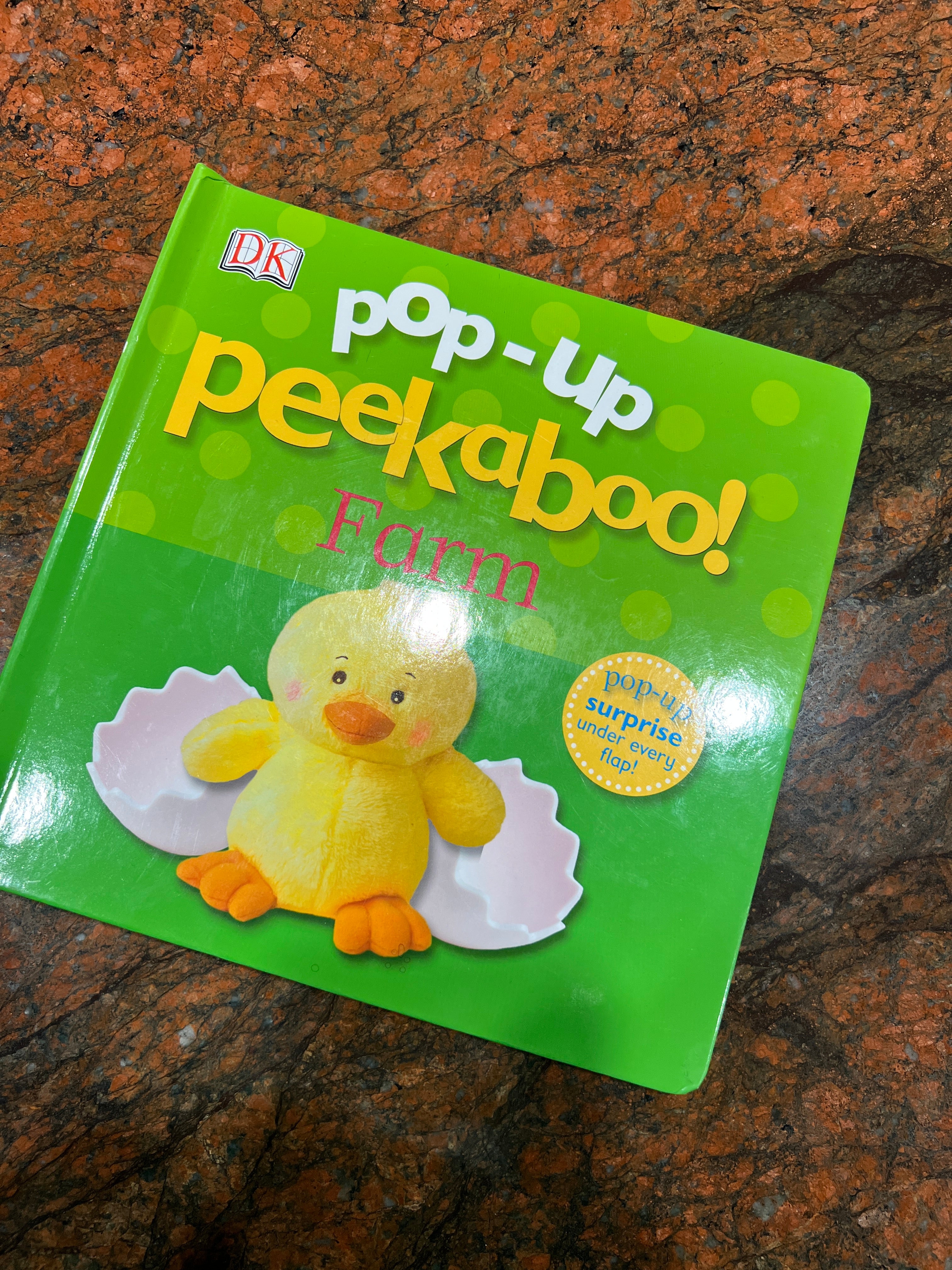 Pop-Up Peekaboo! Farm