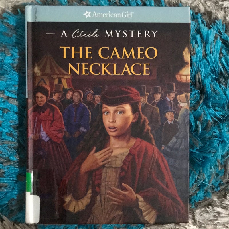 The Cameo Necklace