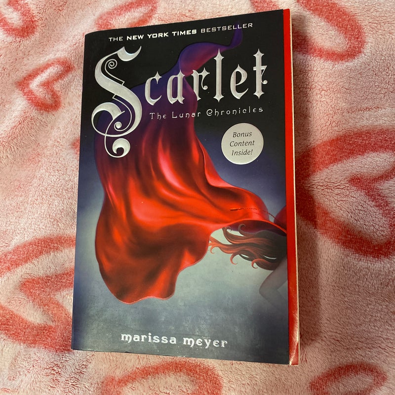 Scarlet (Lunar Chronicles) 
