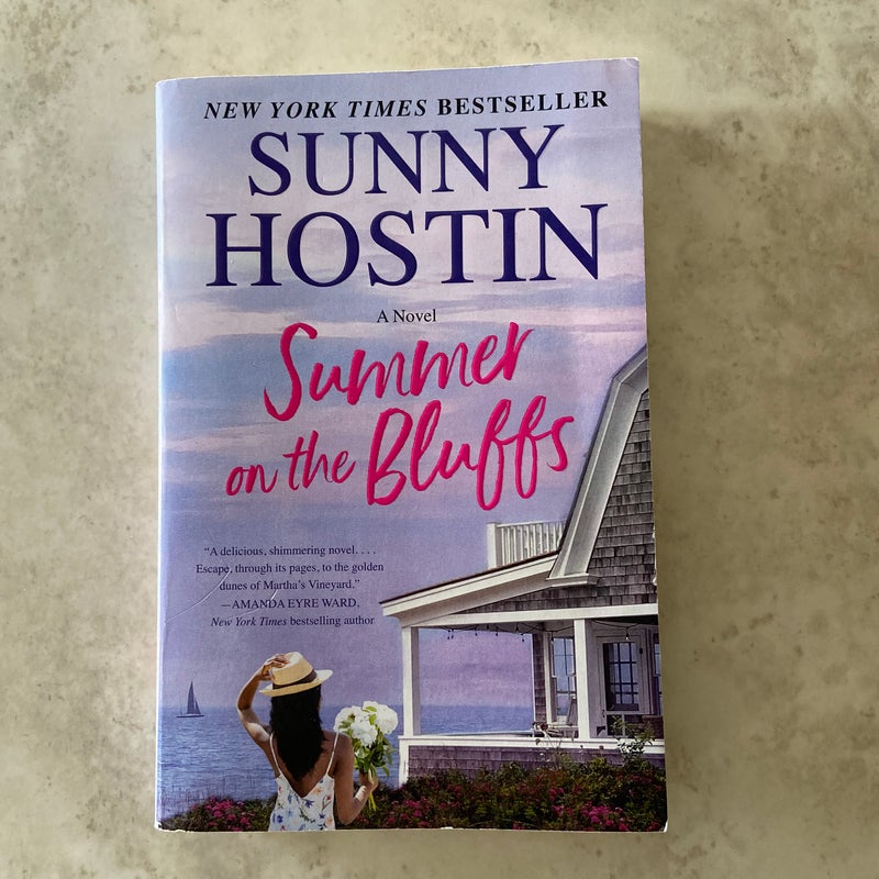 Summer on the Bluffs by Sunny Hostin, Paperback Pangobooks