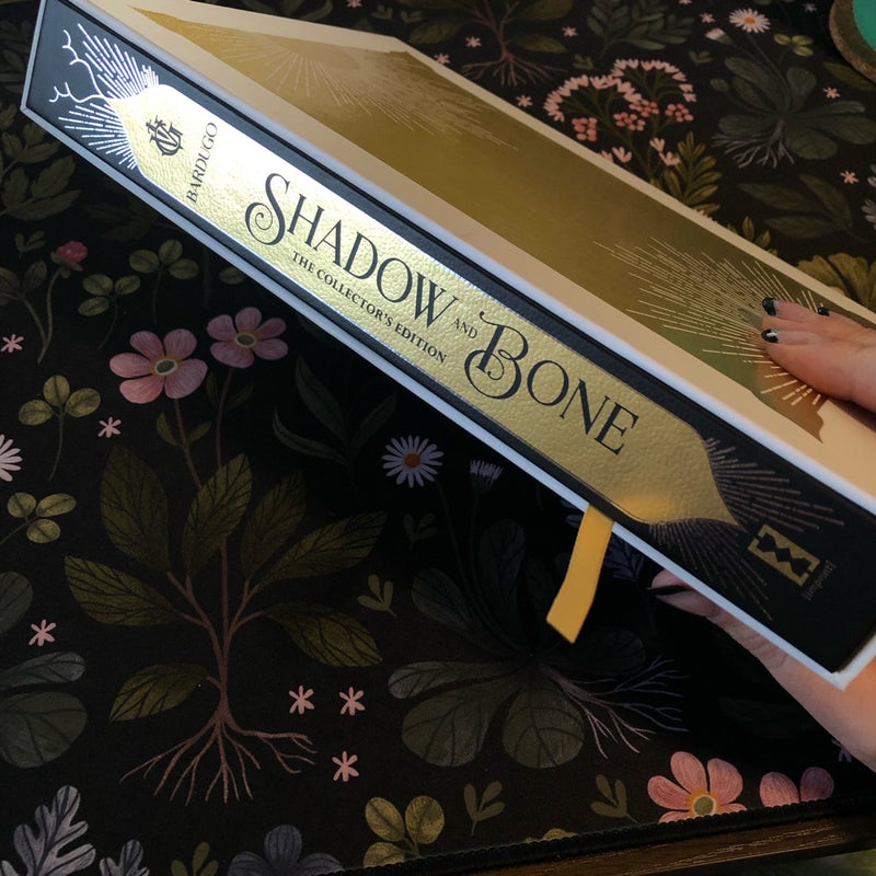 Shadow and Bone: the Collector's Edition