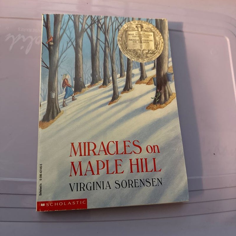 Miracles on Maple Hill