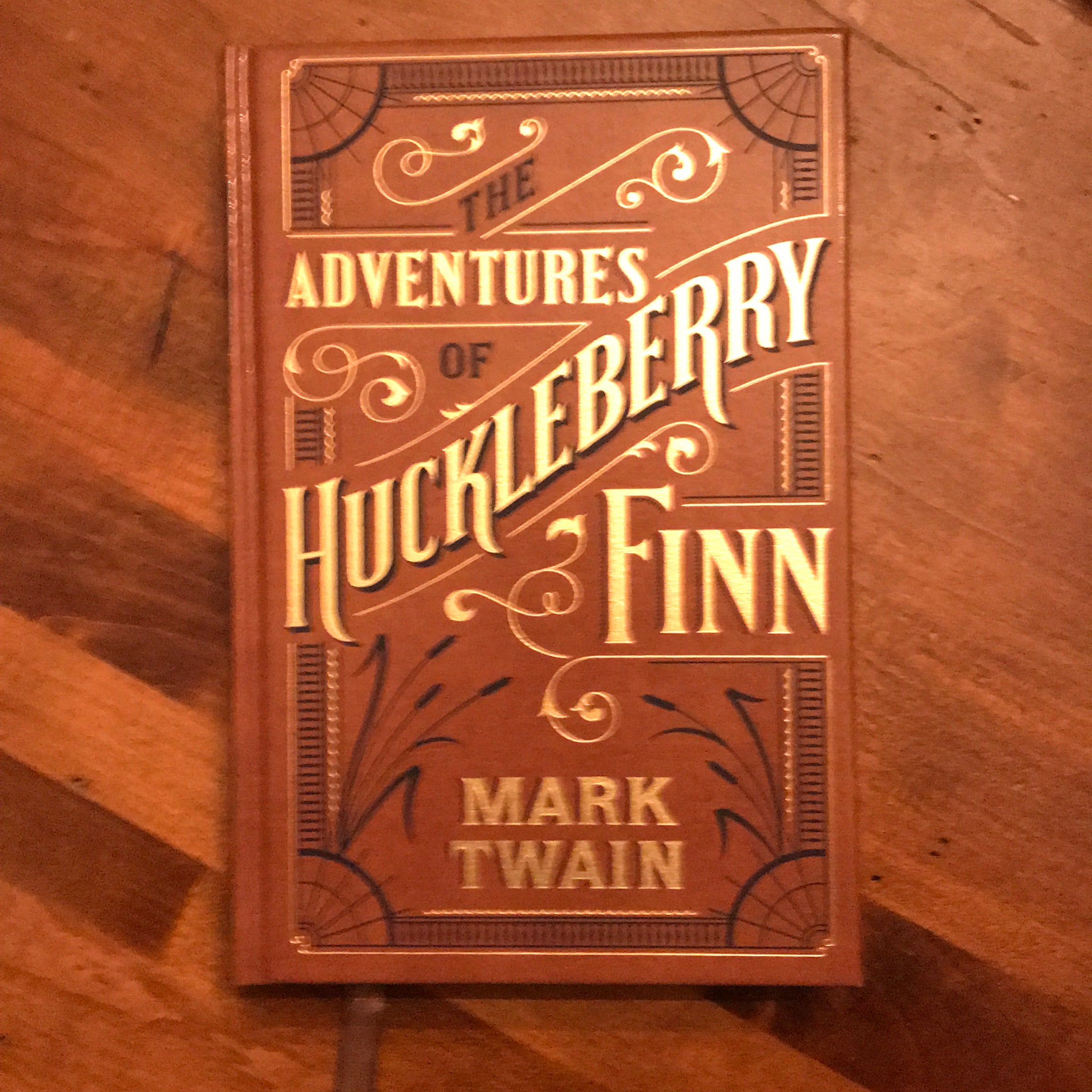 B&N Adventures of Huckleberry Finn Leath