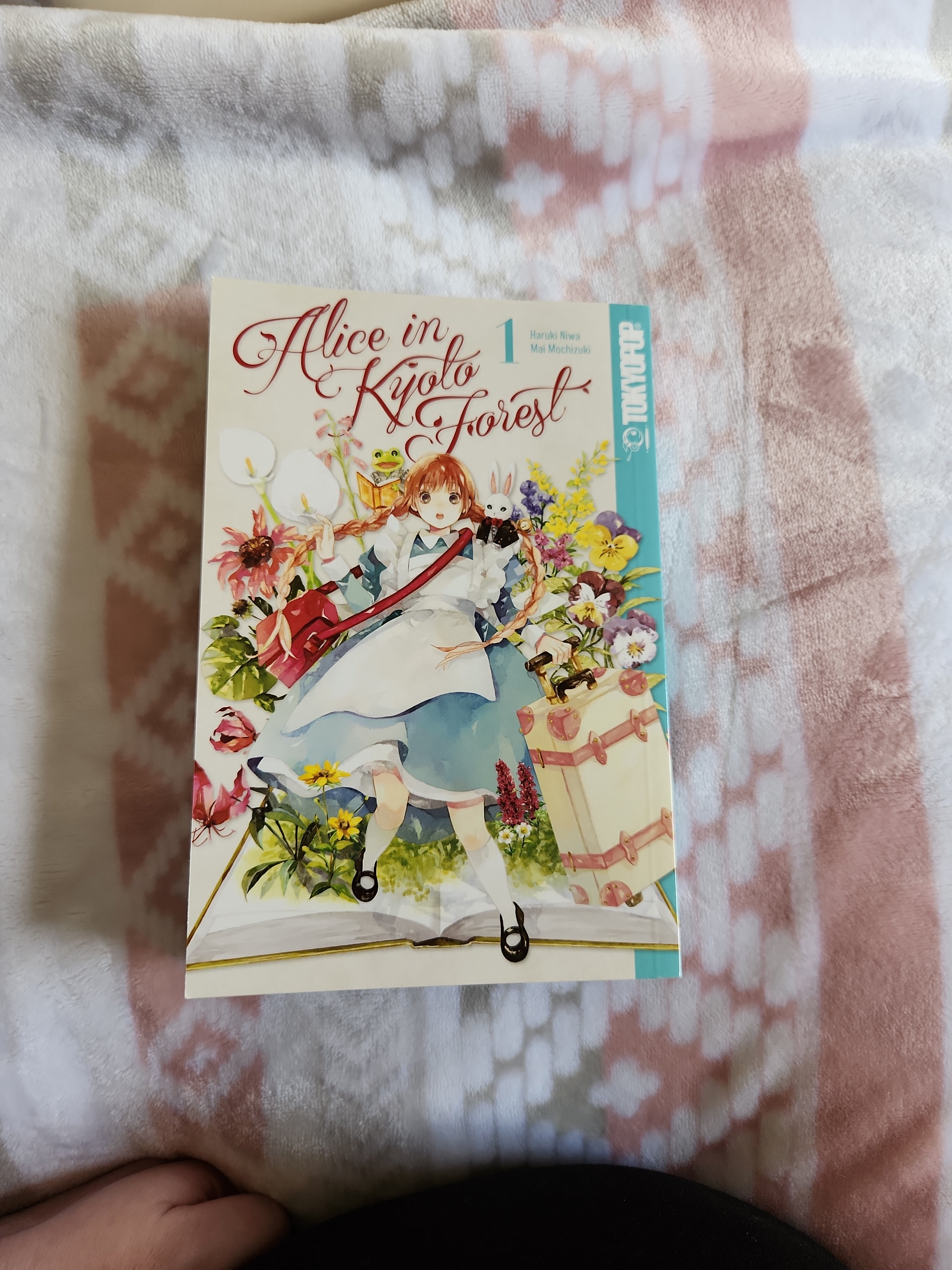 Alice in Kyoto Forest, Volume 1