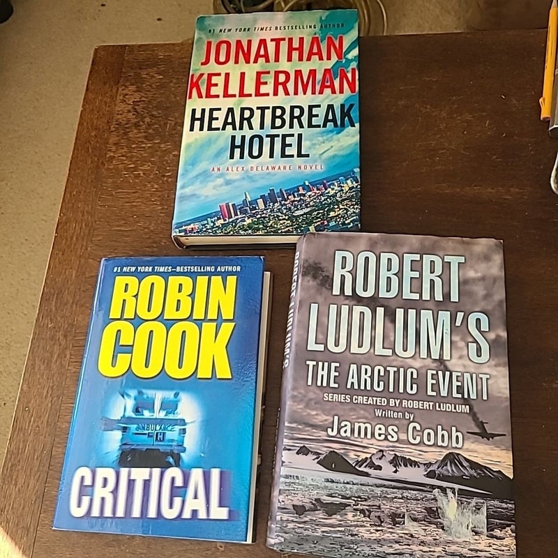 3 Book Bundle, The Arctic Event, Critical, Heartbreak Hotel