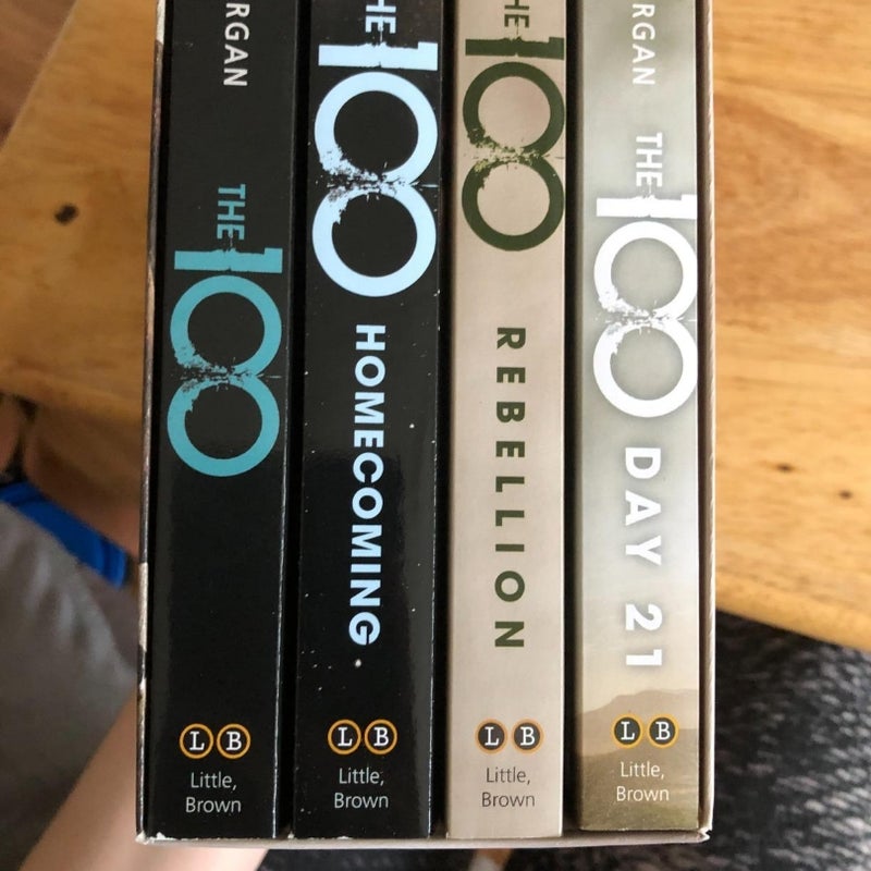 The 100 Complete Boxed Set by Kass Morgan | Pangobooks