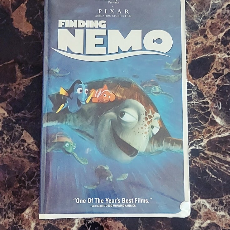 Finding Nemo VHS Tape