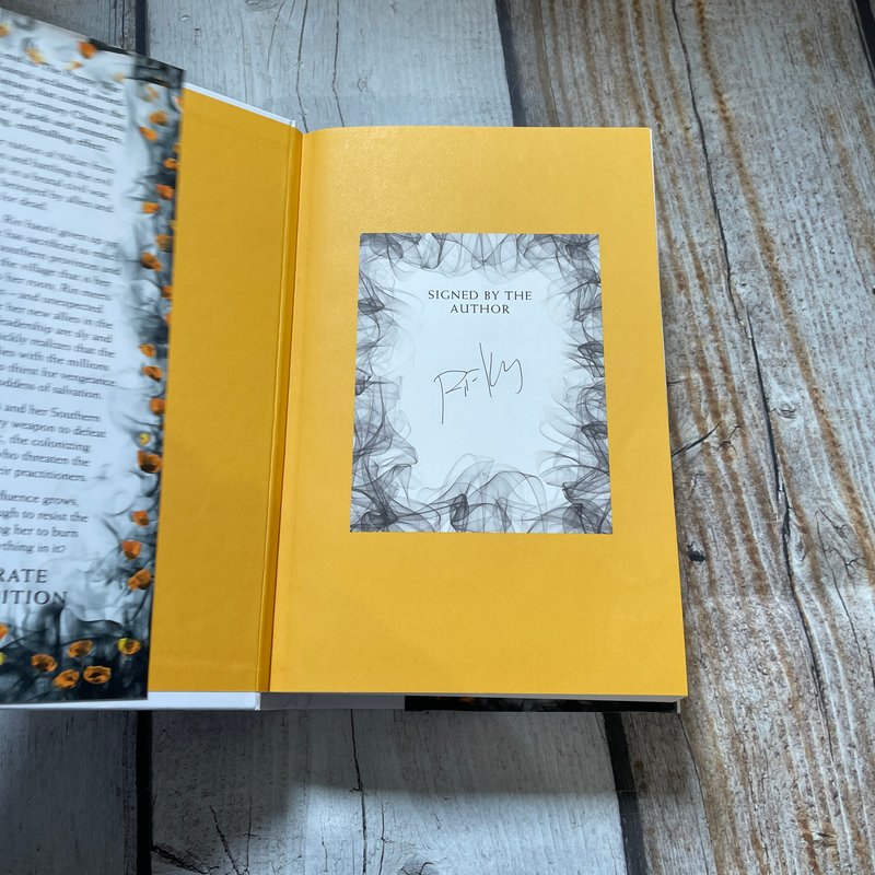 the-poppy-war-series-illumicrate-signed-special-editions