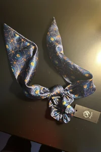 We Hunt the Flame Fairyloot Exclusive Scrunchie