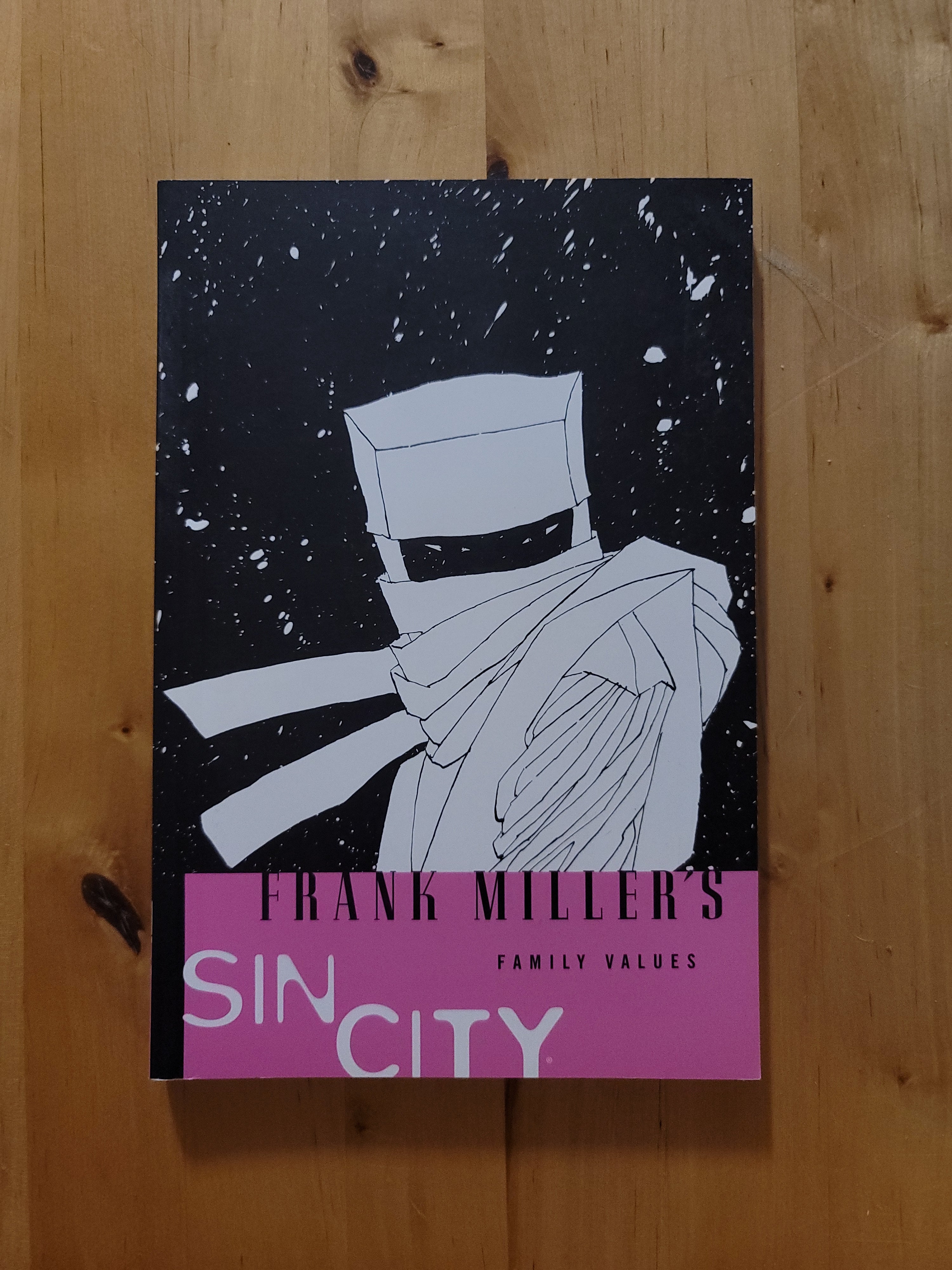 Frank Miller's Sin City Volume 5: Family Values 3rd Edition