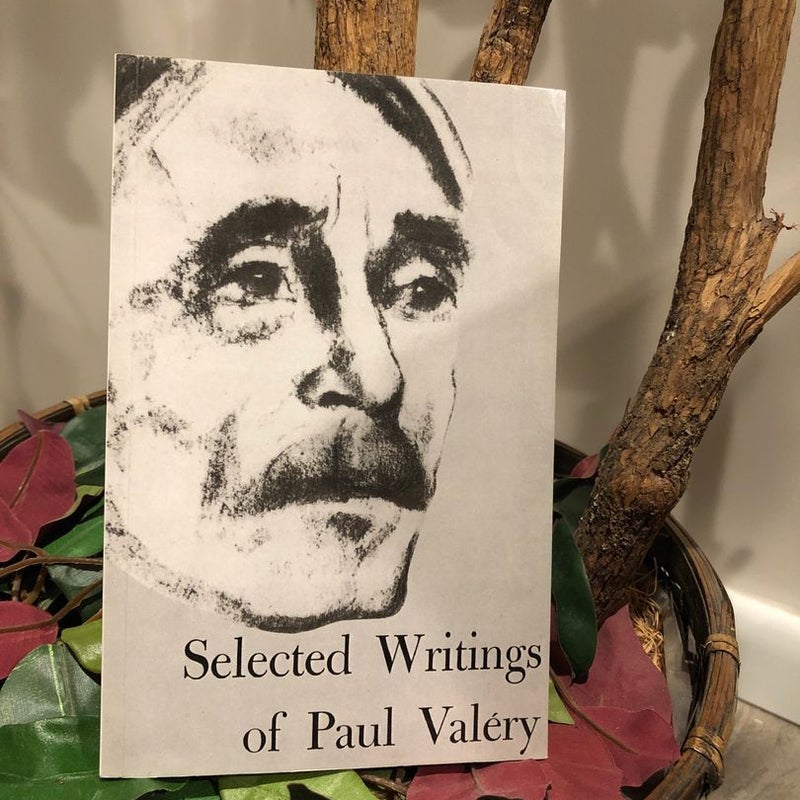 Selected Writings of Paul ValÃ©ry