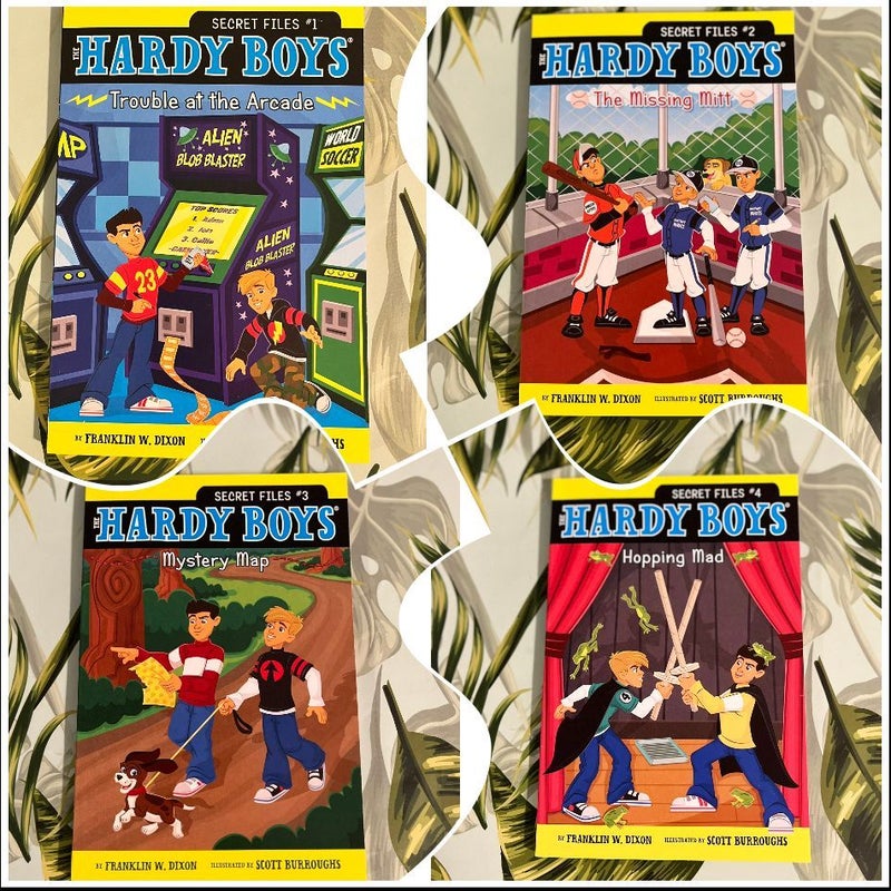 Hardy Boys Trouble in the Arcade •The Missing Mitt • Mystery Map • Hopping Map (Juvenile Bundle)