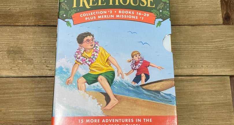 Magic Tree House Boxed Set Books 16-29: Mary Pope Osborne: 9780375979781:  : Books