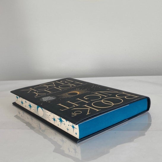 Book of Night ~ Waterstones Exclusive (SOLD OUT) Sprayed Edges by Holly  Black, Hardcover | Pangobooks