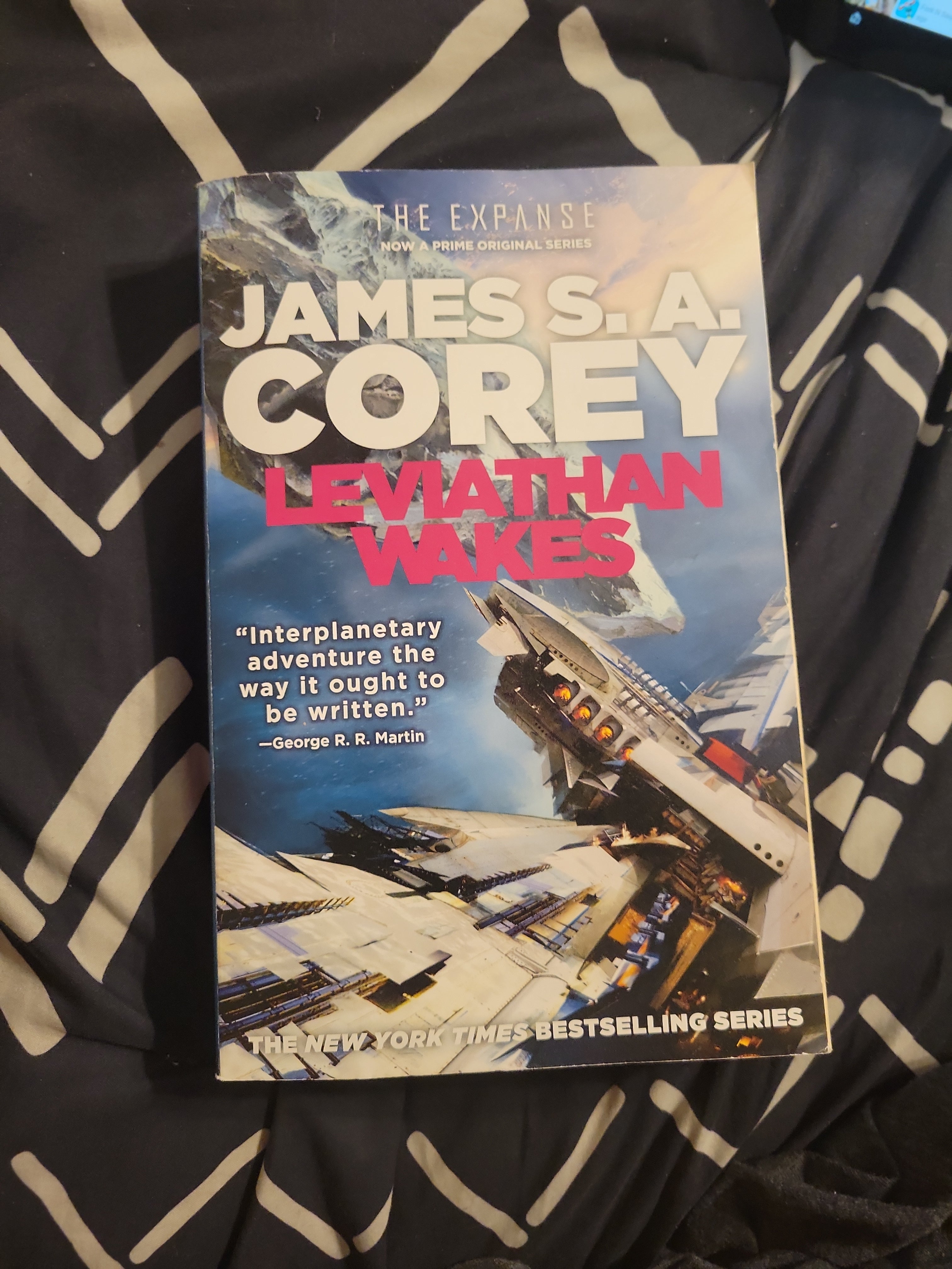 Leviathan Wakes By James S. A. Corey, Paperback | Pangobooks